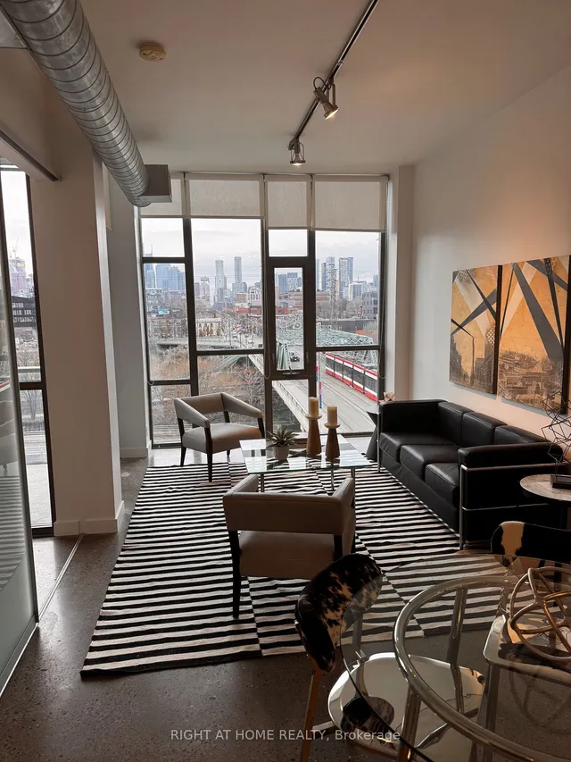 Additional image 7 of 625 Queen St Unit 408