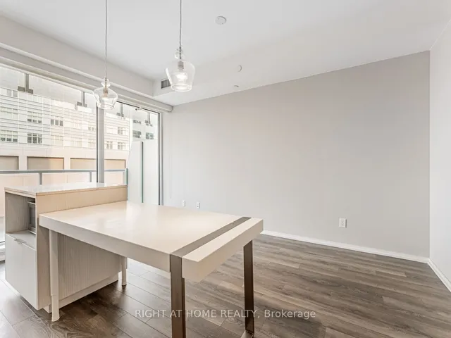 Additional image 11 of 197 Yonge St Unit 1204