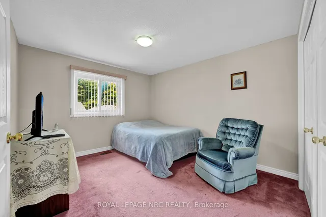 Additional image 21 of 27 Hollyridge Cres