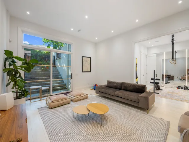 Additional image 30 of 419 Glengrove Ave