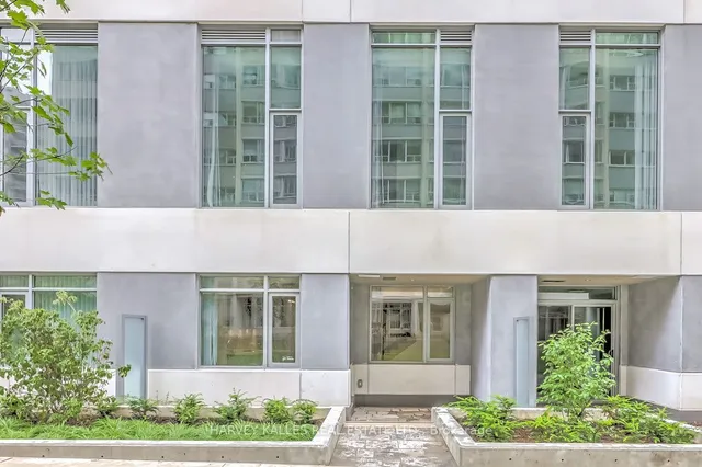 50 Dunfield Ave Unit TH116