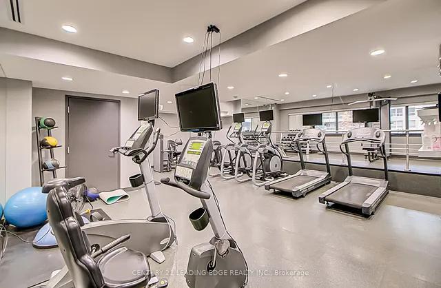Additional image 34 of 17 Kenaston Gdns Unit 805