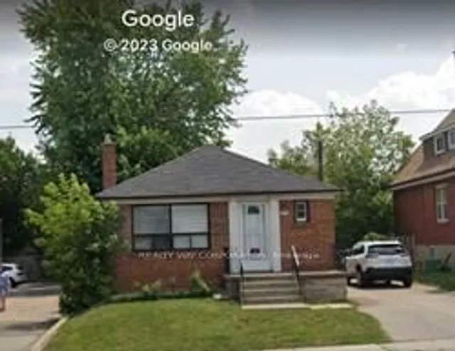 633 sheppard Ave