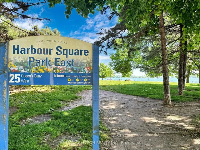 Additional image 36 of 33 Harbour Sq Unit 3004