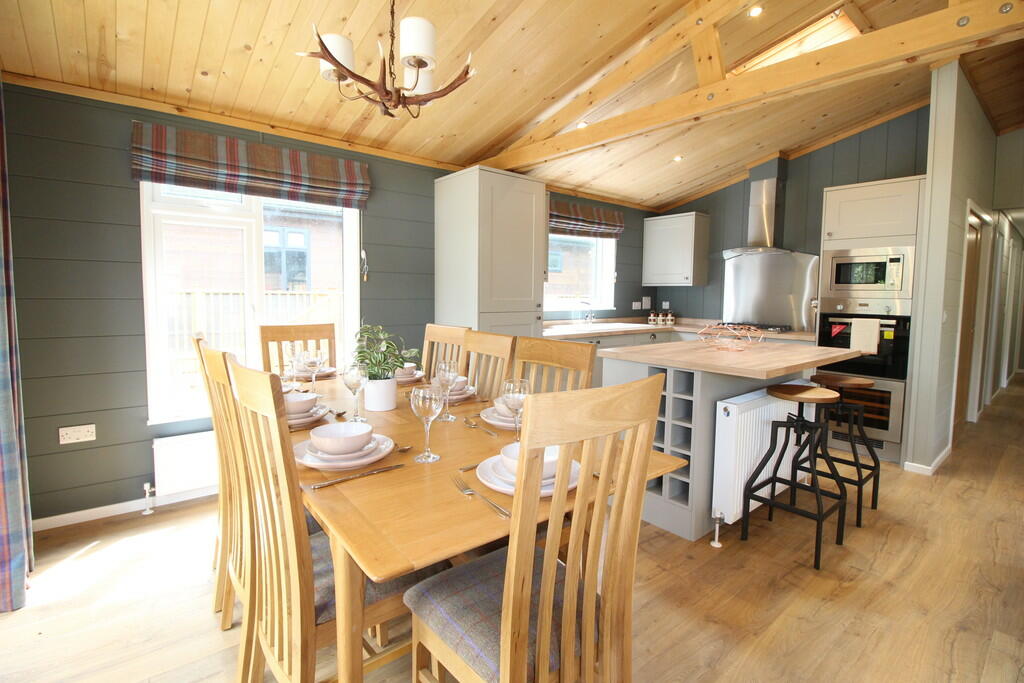 Additional image 6 of Aspen Corner, Brokerswood Holiday Park, Brokerswood