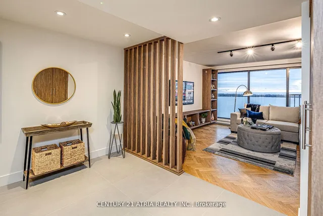 Additional image 5 of 65 Harbour Sq Unit 1401