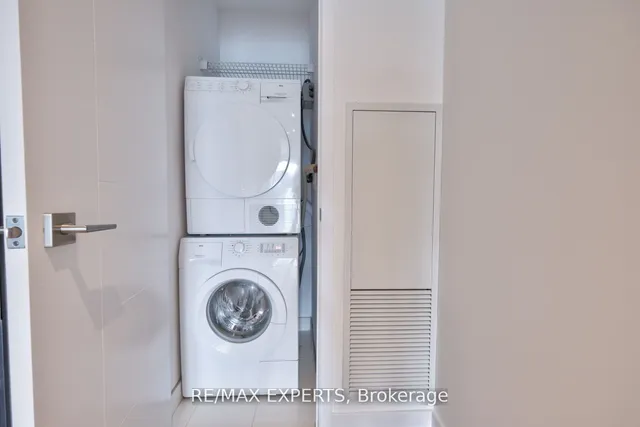 Additional image 24 of 488 University Ave Unit 3509