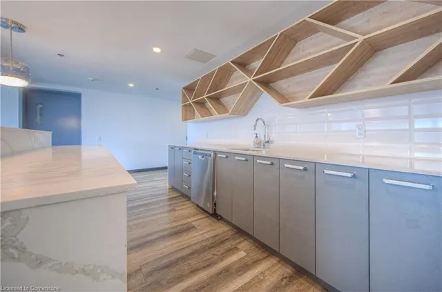 Additional image 26 of 60 Frederick St St Unit 1102