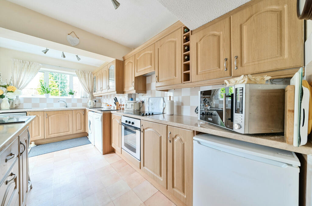 Additional image 15 of Meadow View, Stoford, Yeovil, Somerset, BA22