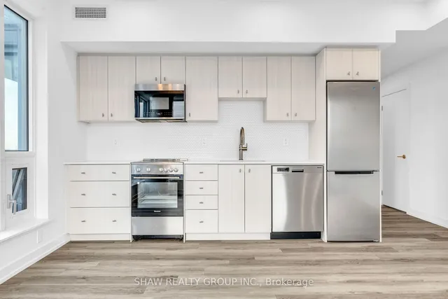 Additional image 11 of 15 Wellington St Unit 1906