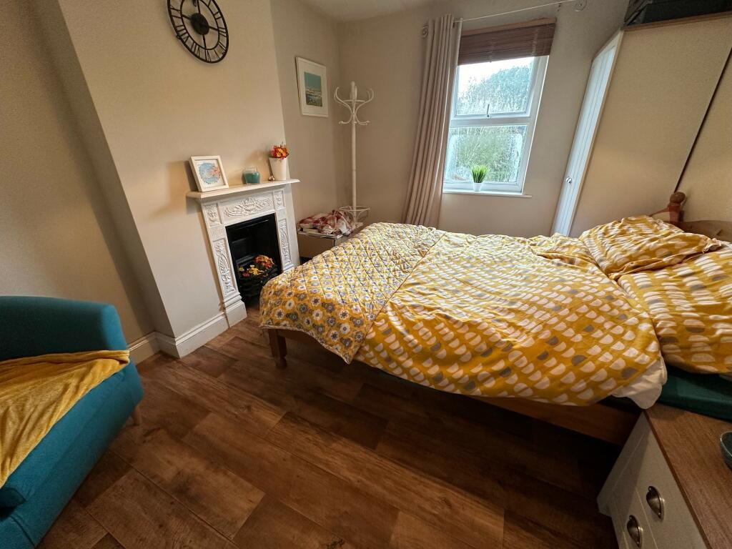 Additional image 7 of Larkhill Road, Yeovil, Somerset