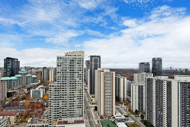 Additional image 30 of 159 Wellesley St Unit 3101