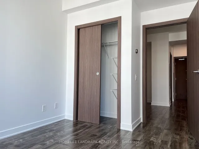 Additional image 13 of 19 Bathurst St Unit 2510