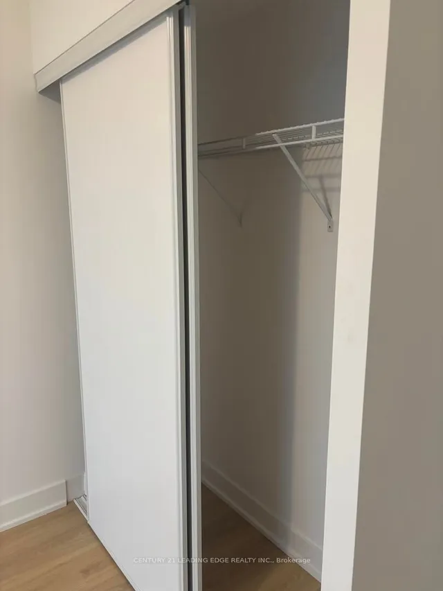 Additional image 4 of 2545 Simcoe St Unit 1106