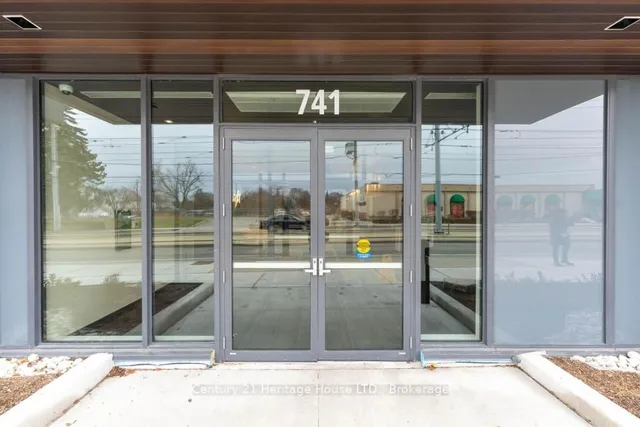 Additional image 2 of 741 King St Unit 301