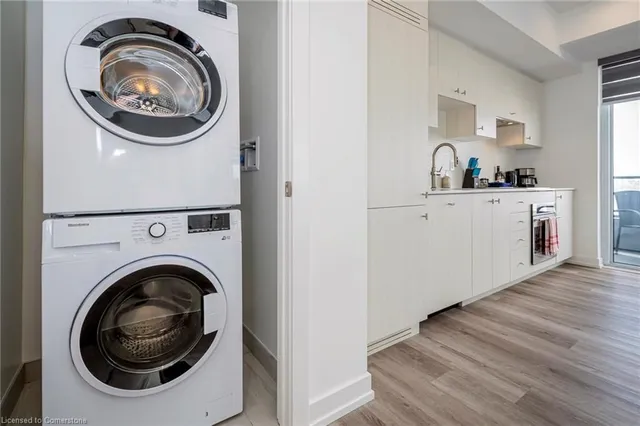 Additional image 22 of 15 Wellington St Unit 612