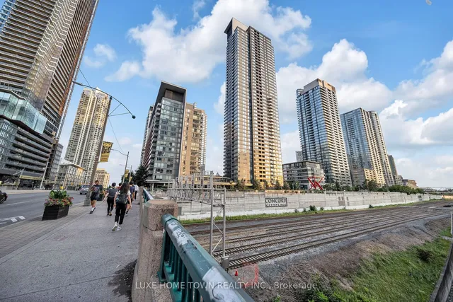 Additional image 33 of 4K Spadina Ave Unit 711