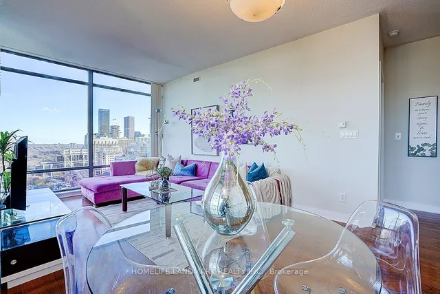 Additional image 15 of 18 Yorkville Ave Unit 2109