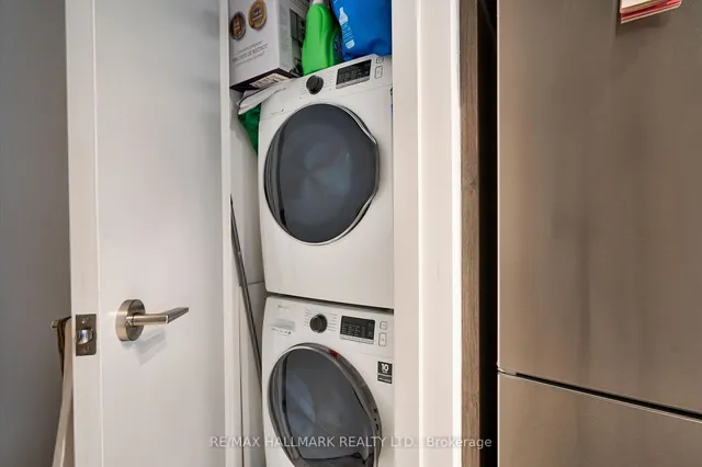 Additional image 18 of 458 Richmond St Unit 204