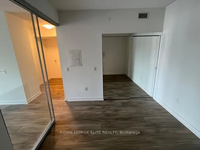 Additional image 11 of 158 Front St Unit 810