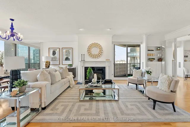 33 Harbour Sq Unit 3510