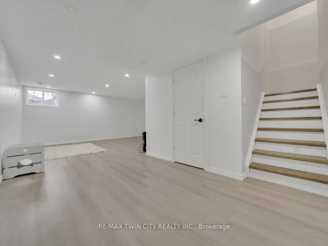 Additional image 28 of 8 Pony Way