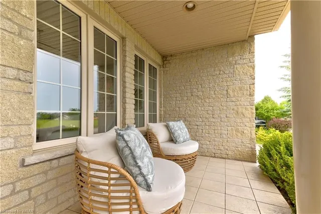 Additional image 2 of 413 Falconridge Dr