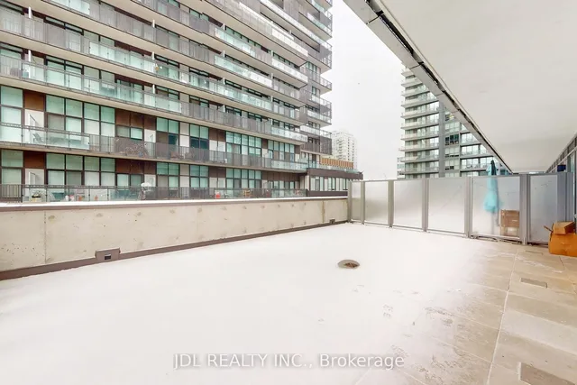 Additional image 28 of 39 Roehampton Ave Unit 506