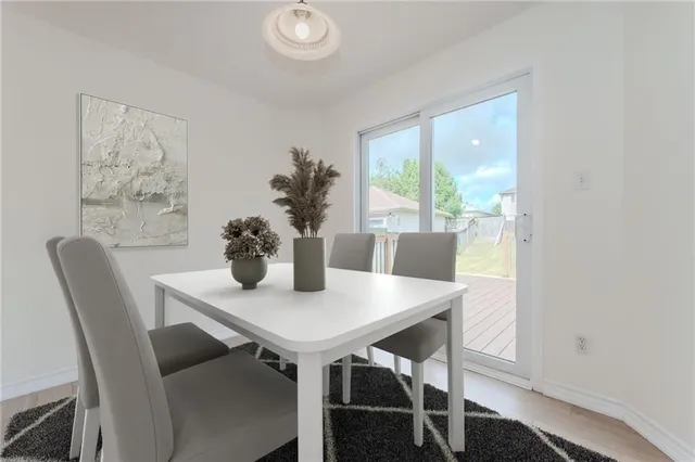 Additional image 7 of 382 WAKE ROBIN Cres