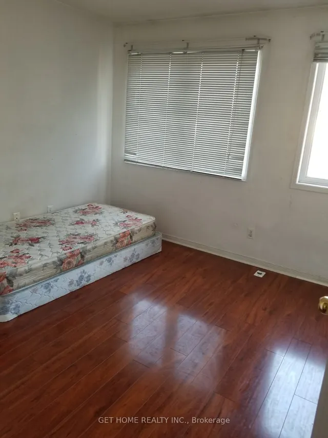 Additional image 16 of 19 Rosebank Dr Unit 106