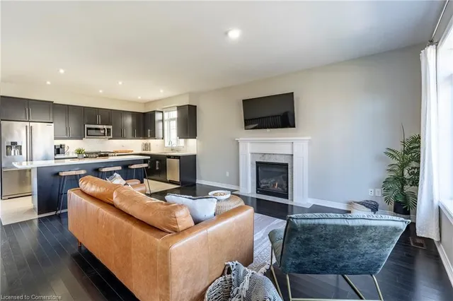 Additional image 16 of 219 Falconridge Dr