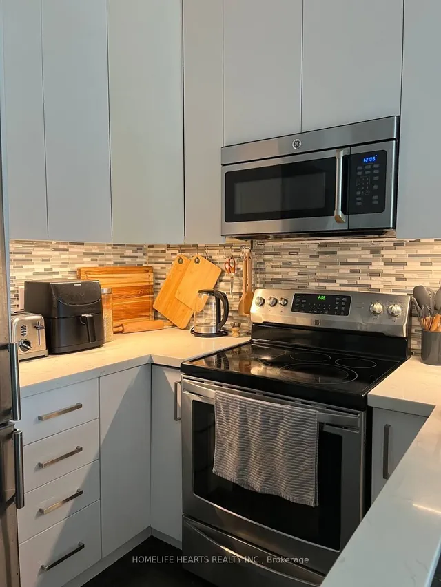 Additional image 15 of 2351 Kennedy Rd Unit 113