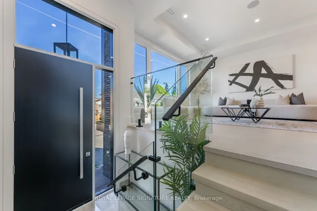 Additional image 3 of 5 Holborne Ave