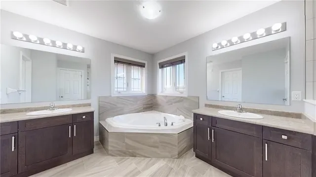 Additional image 23 of 341 RIVERTRAIL Ave