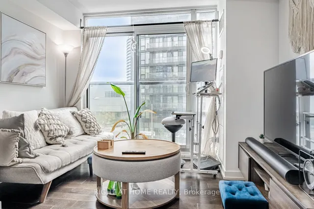 Additional image 16 of 170 Fort York Blvd Unit 310