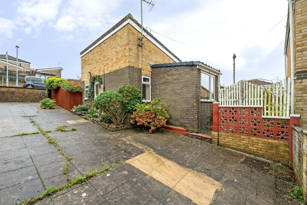 Additional image 24 of Monks Dale, Yeovil