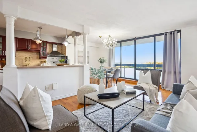 Additional image 10 of 260 Seneca Hill Dr Unit 702