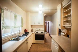 Additional image 4 of 970 Ingersoll St