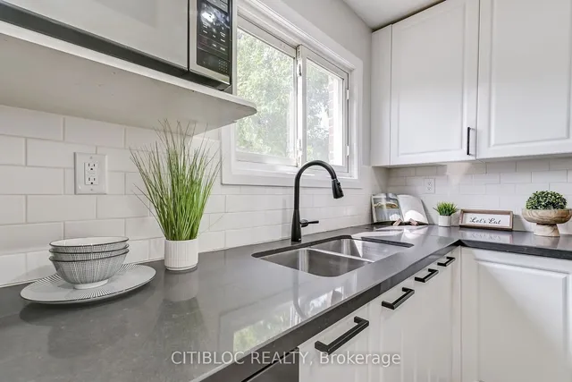Additional image 13 of 28 Navenby Cres