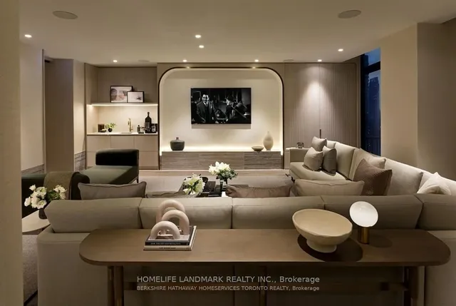 Additional image 10 of 480 Front St Unit 914