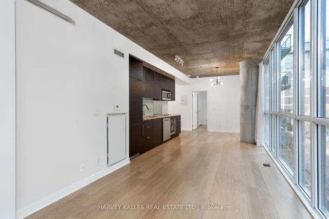 Additional image 9 of 478 King St Unit 301