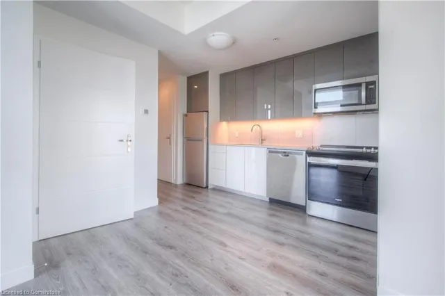 Additional image 12 of 60 Frederick St St Unit 1102