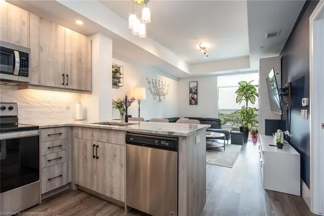 Additional image 12 of 60 Charles St Unit 1601