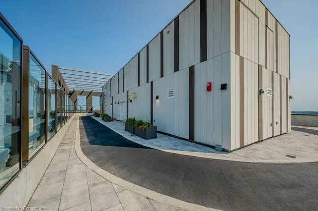 Additional image 36 of 55 Duke St Unit 1108