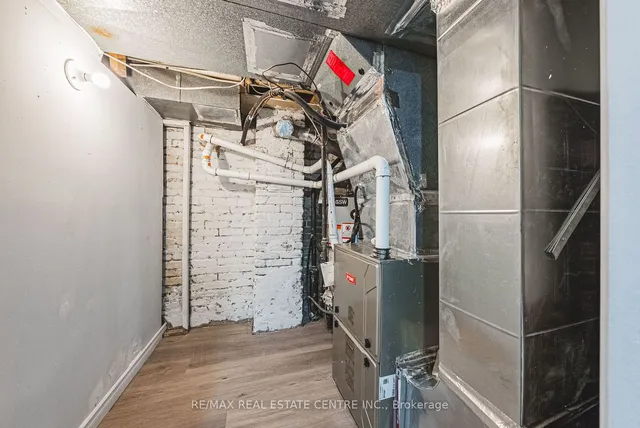 Additional image 28 of 555 Milverton Blvd