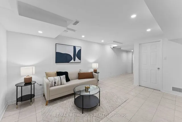 Additional image 31 of 4 Grosbeak Cres