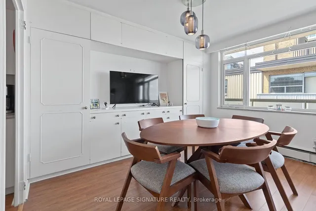 Additional image 10 of 581 Avenue Rd Unit 1104