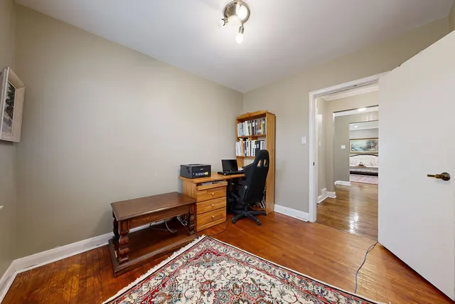 Additional image 14 of 10 Burke St