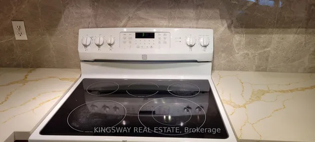 Additional image 9 of 7 Lorraine Dr Unit 812