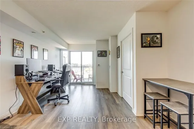 Additional image 16 of 30 Meadowglen Place Pl Unit 314